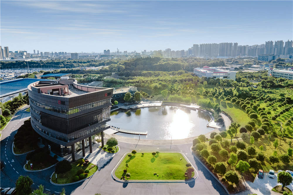 沉浸深度游成核心需求 新场景新业态“嗨翻”双节假期